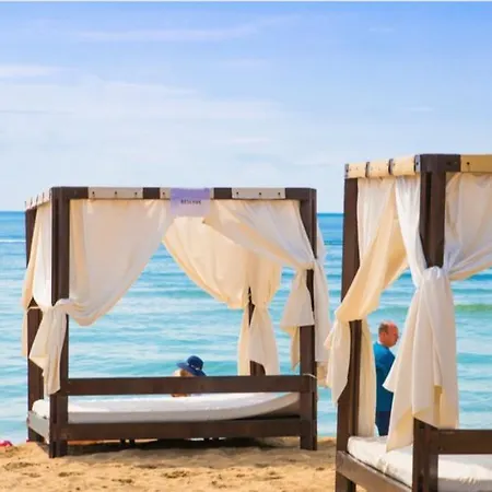 Summer Breеze 204 Private Sunny Апартаменты Солнечный берег